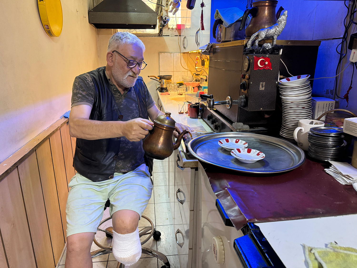 Bacağını Kaybeden Çaycı 3