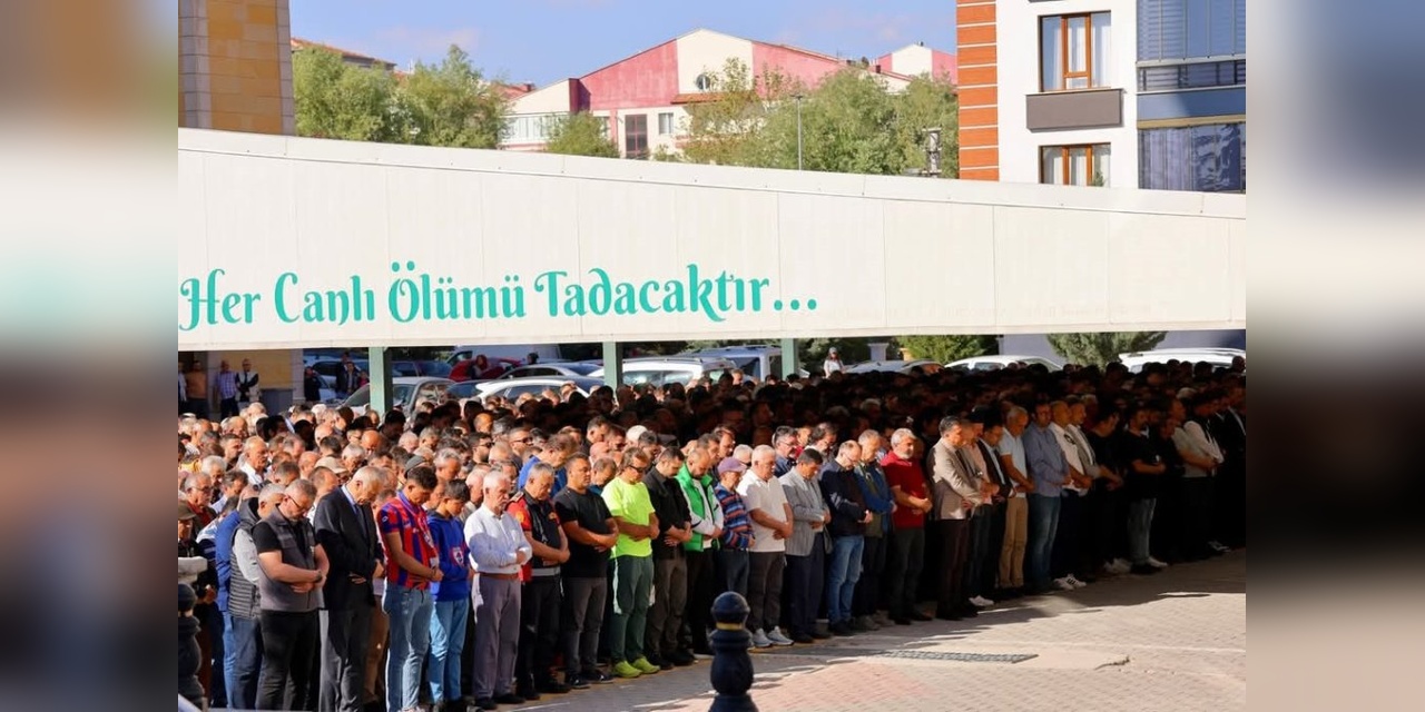 Niğde'de 19 yaşındaki Ecem Gökkaya'nın organları 4 kişiye umut oldu