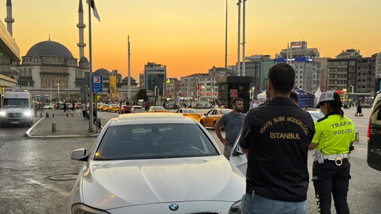 huzur-uygulamasi-aa-2385085.jpg