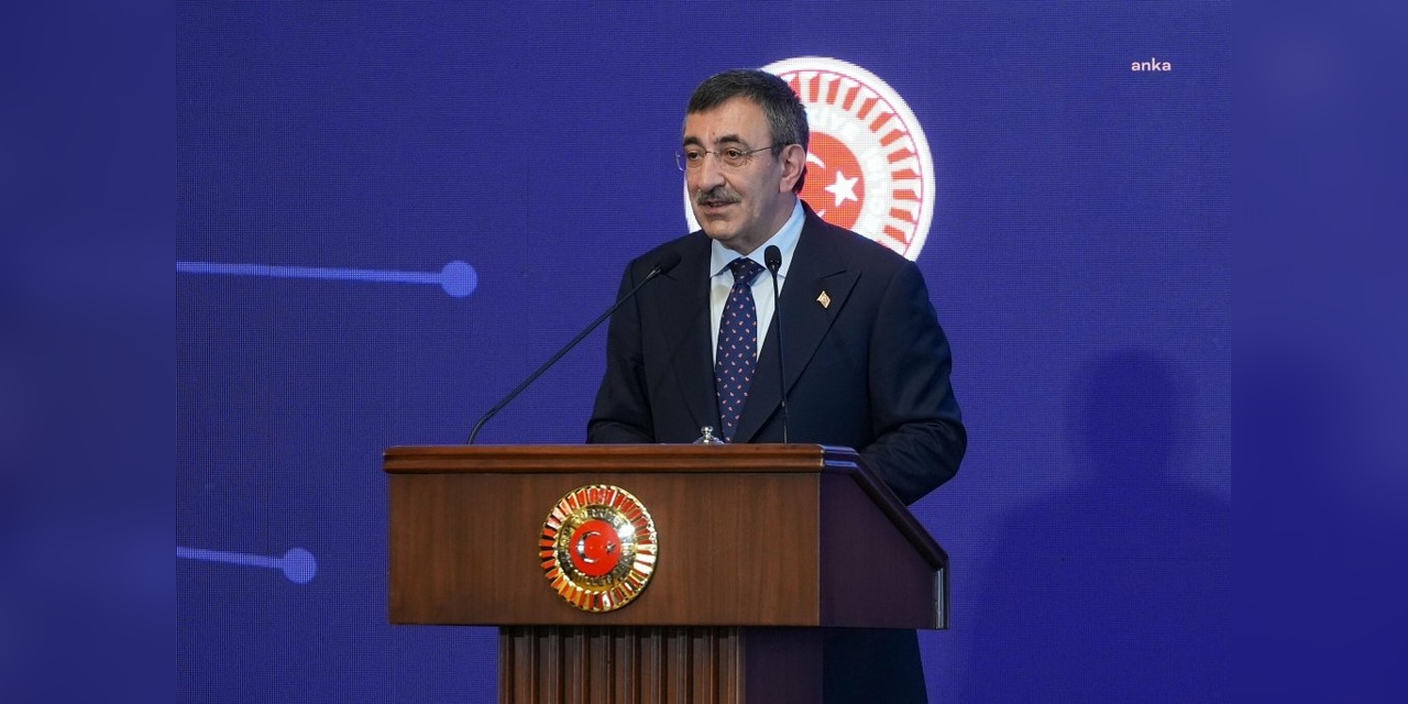 Yılmaz: Suriye yaptırımlarının kaldırılması olumlu bir adım