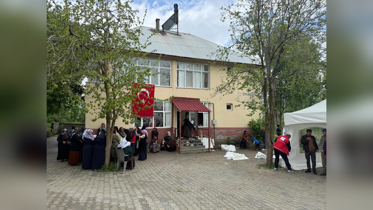 Muş'ta şehit uzman çavuşun acı haberi ailesine ulaştı