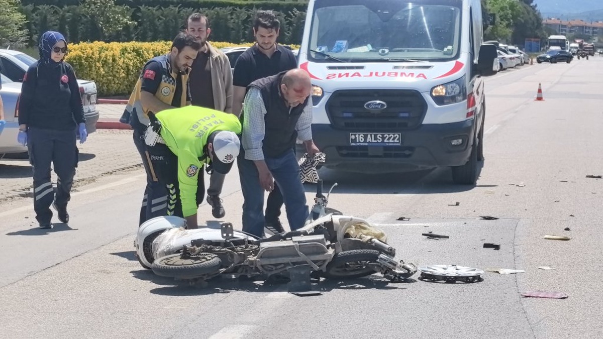İnegöl'de Bisiklet Kazası: Yaralı, Parçalanan Bisikletini Bırakmak İstemedi