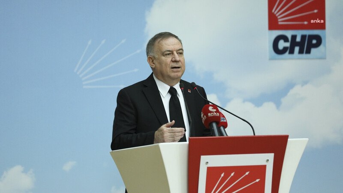 Zeybek: İBB operasyonları keyfi bir uygulamadır