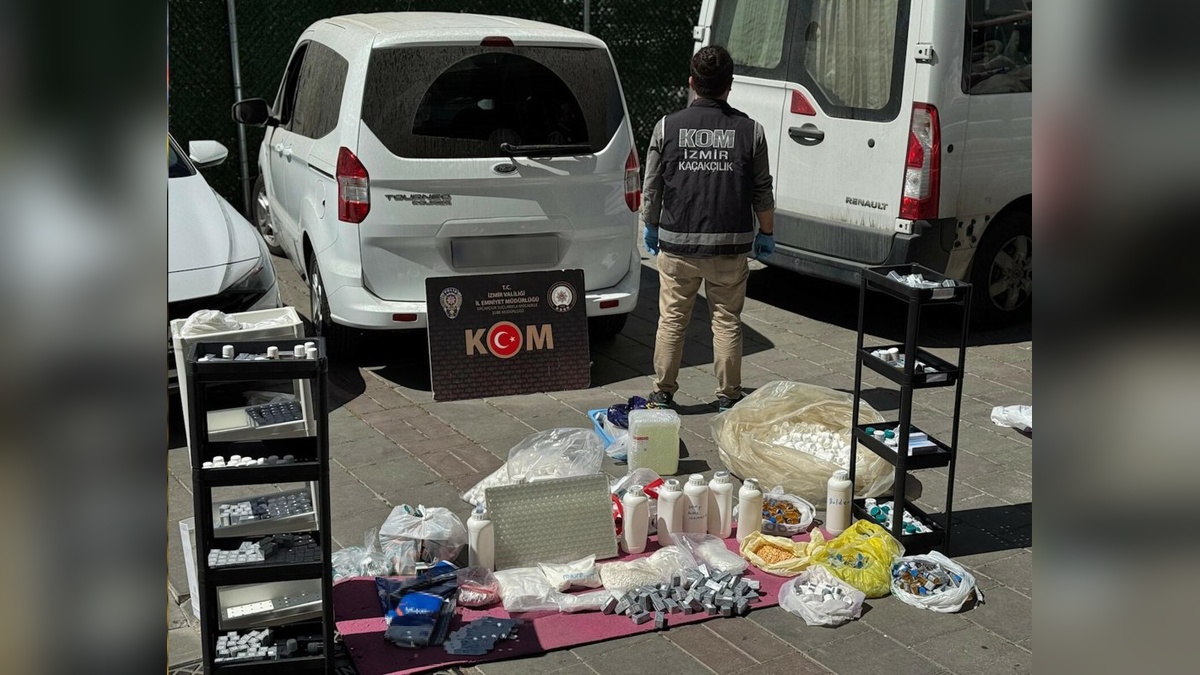 İzmir'de 10 milyon TL'lik steroid hapı ele geçirildi