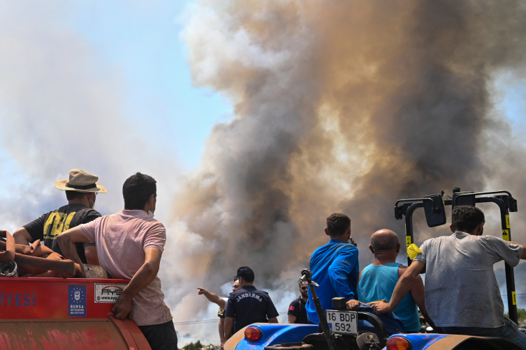 Bursa'daki orman yangınına müdahale 3. gününde sürüyor
