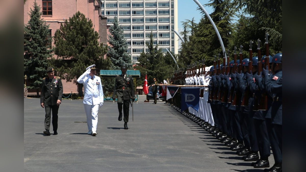 Orgeneral Gürak, Oramiral Vandier'i ağırladı