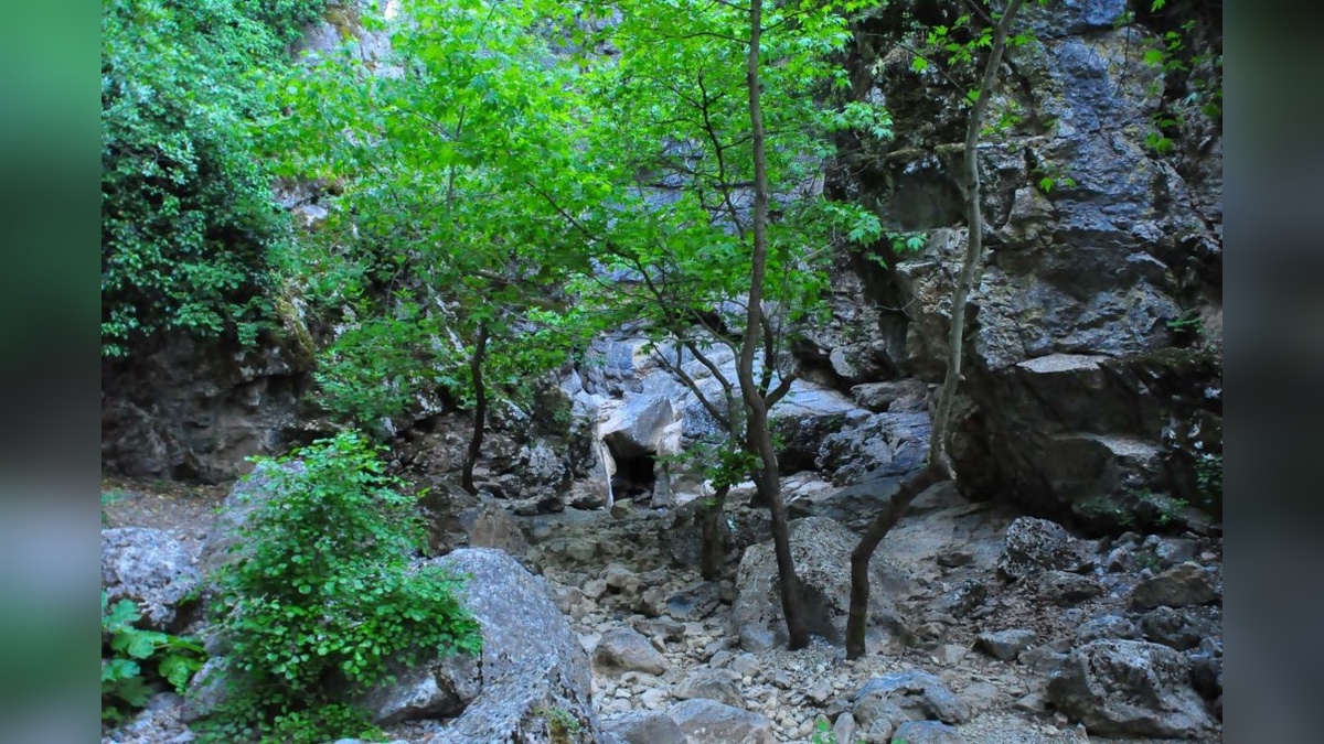 Spil Dağı'ndaki saklı kanyon kurudu