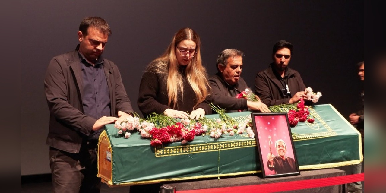 Usta Yönetmen Ali Özgentürk, 80 yaşında vefat etti