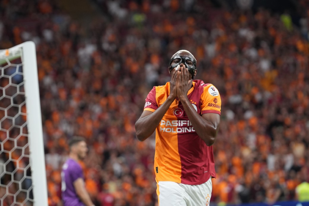 Galatasaray, galibiyet serisini 13 maça çıkardı