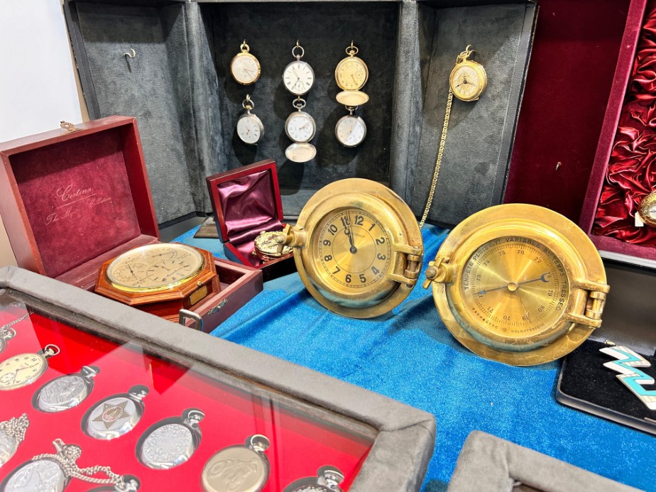 Sultan 2. Abdülhamid Han’ın namaz vakitlerini gösteren saati 4 bin dolara satışta