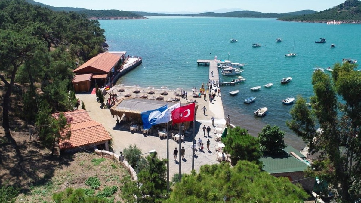 Ayvalık, 2025 yılında 19 mavi bayrak kazandı