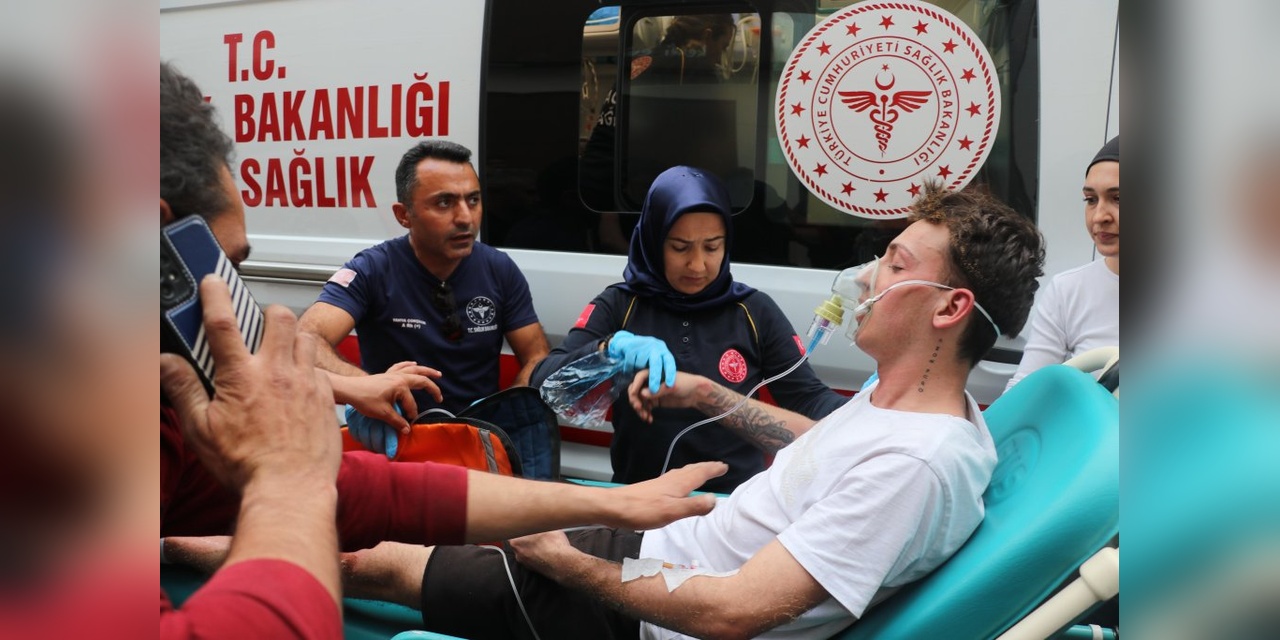 Antalya'da 'korku evi'nde yangın: 3 yaralı