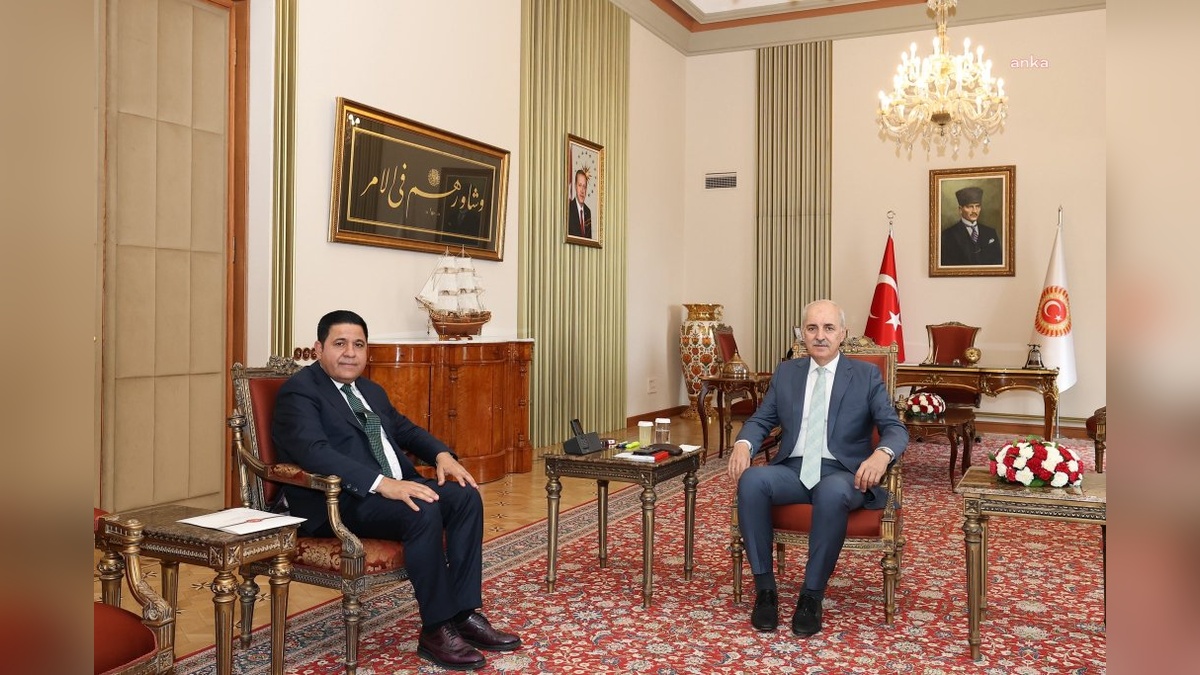 Numan Kurtulmuş, Bülent Kaya'yı kabul etti