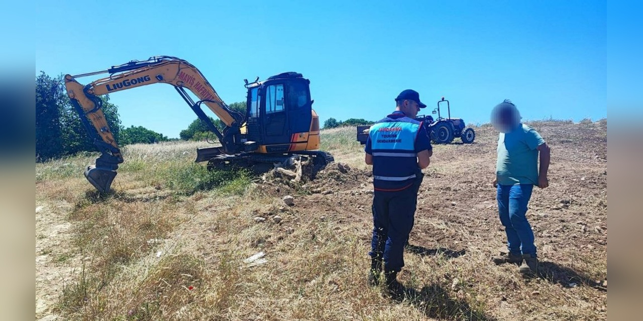 Didim'de kaçak kazı yapan 4 kişi yakalandı