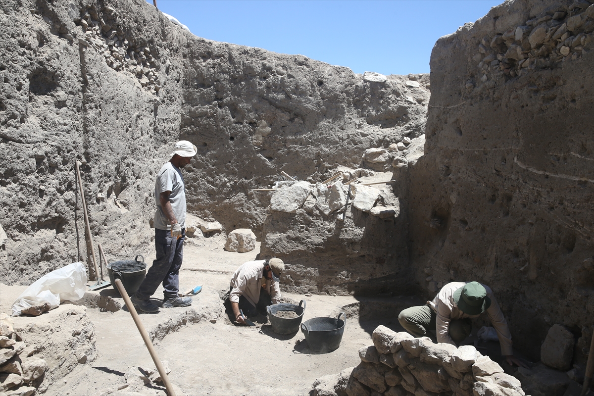 Yassi Höyük Si̇lolar (8)