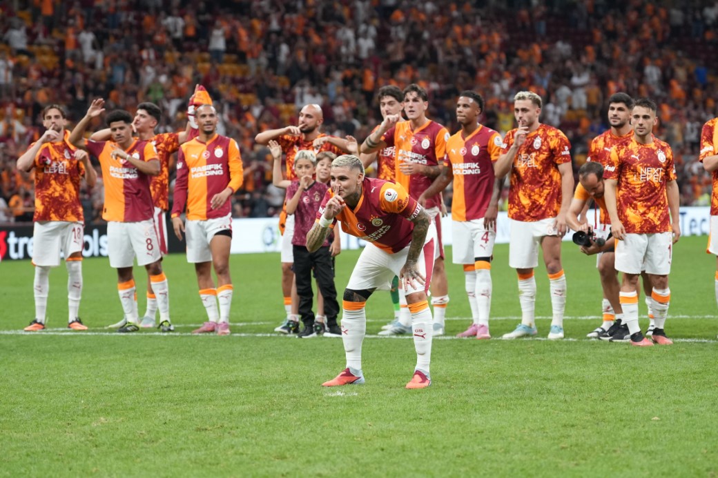 Galatasaray, galibiyet serisini 13 maça çıkardı