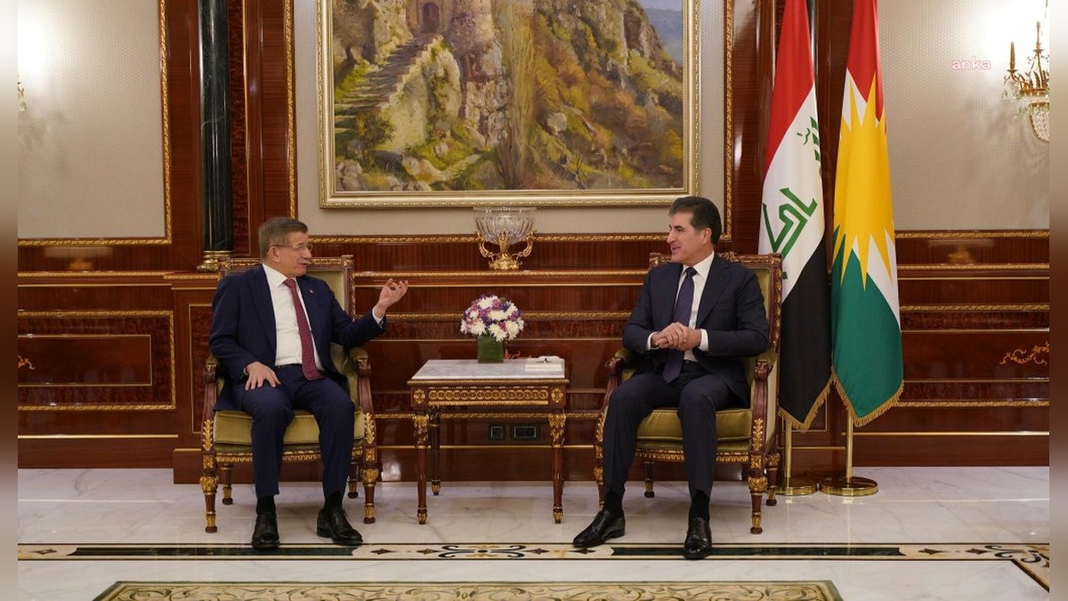 Davutoğlu, Barzani ile görüştü: Bölgesel konular ele alındı