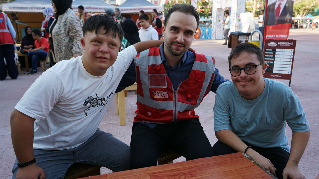 Down Sendromlu Çocuklar (2)