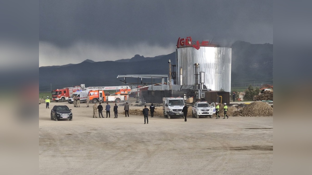Pasinler'de asfalt fabrikasında patlama: 1 ölü, 1 ağır yaralı