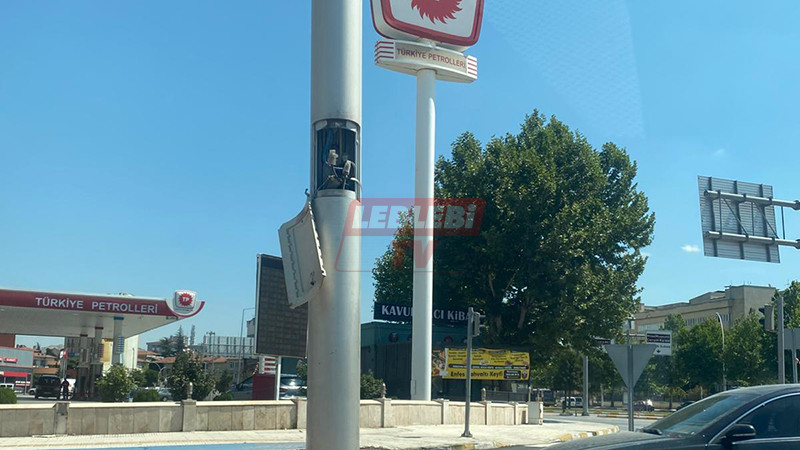 4414Cdf4 696E 4A3A 98F8 870079B21B9E