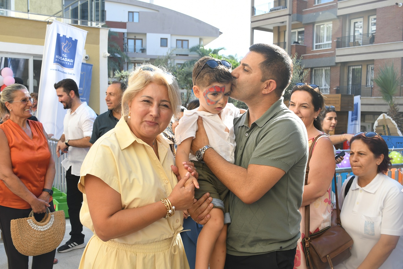 Çocuk Merkezi Faaliyete Geçti (1)