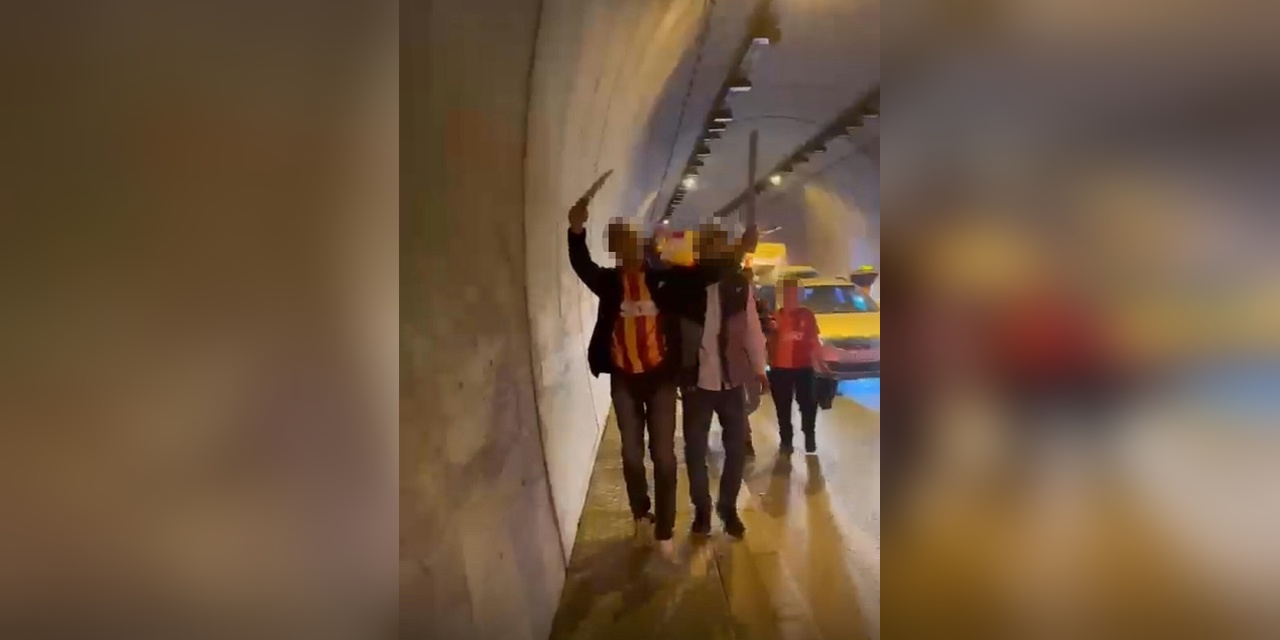 İzmir'de Galatasaray kutlamaları: Döner bıçaklı 2 genç gözaltına alındı