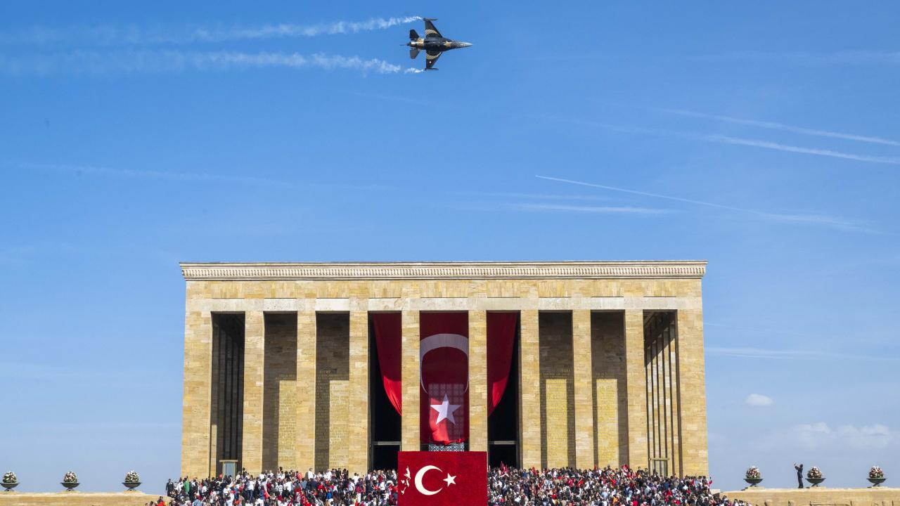 soloturk-anitkabir-aa-2132408.jpg