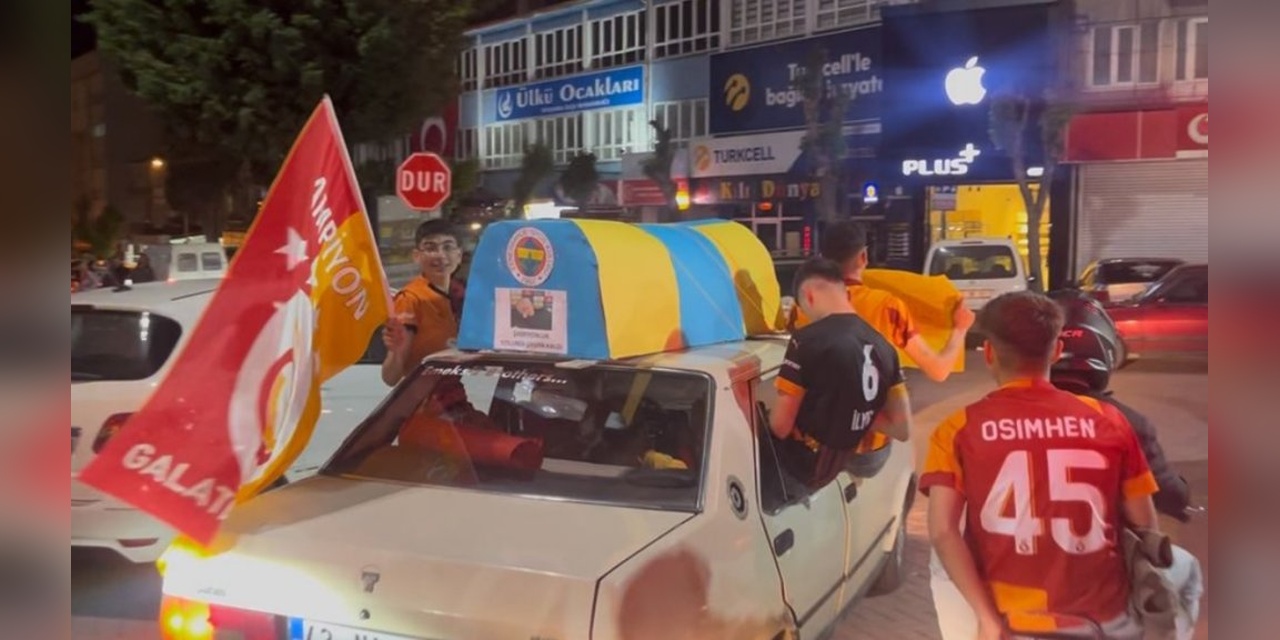 Galatasaray'ın Şampiyonluğu Tavşanlı'da Coşkuyla Kutlandı