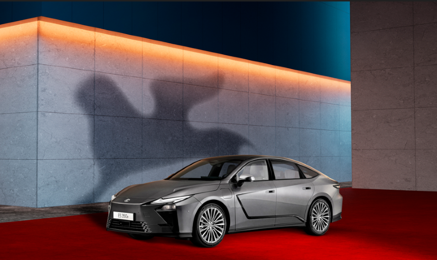 1756358246-lexus-e-s-350e.png