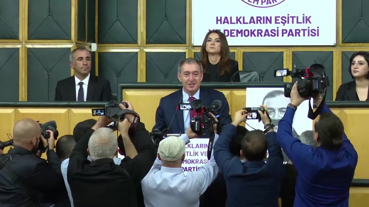 Bakırhan: Barış Süreci İçin Yapıcı Adımlar Atılmalı