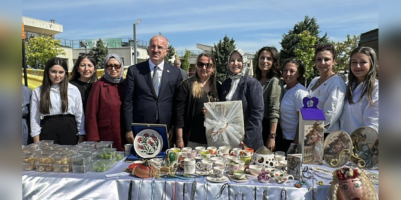 Bakan Yenigün, Çanakkale'deki Büyük Aile Festivali'nde