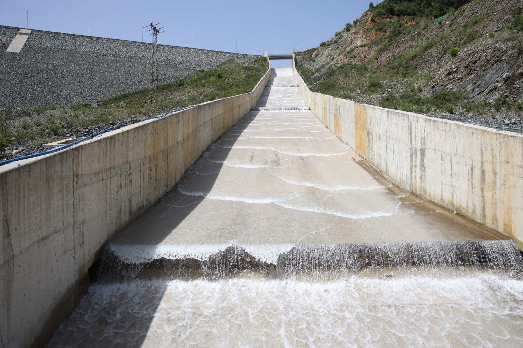 Son 65 yılın en kurak yılını yaşayan Hatay’da kentin içme suyunu karşılayan barajın su seviyesi yüzde 18’e düştü