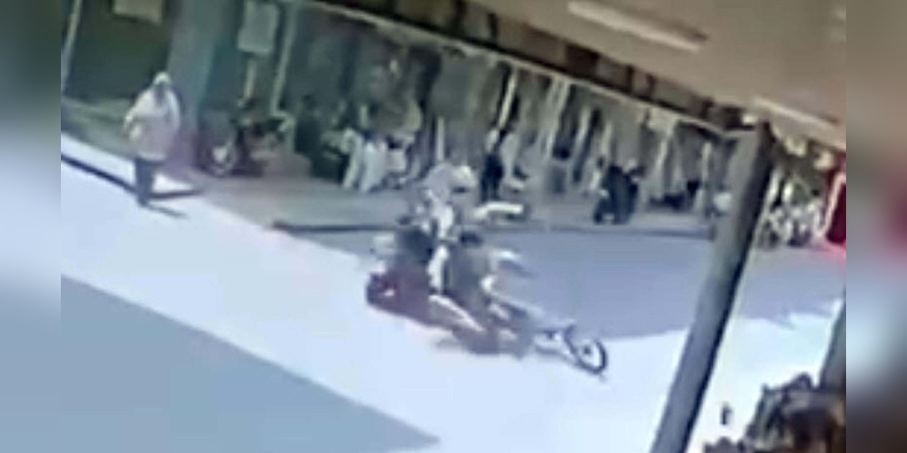 Turgutlu'da 3 motosikletin karıştığı kazada 2 yaralı