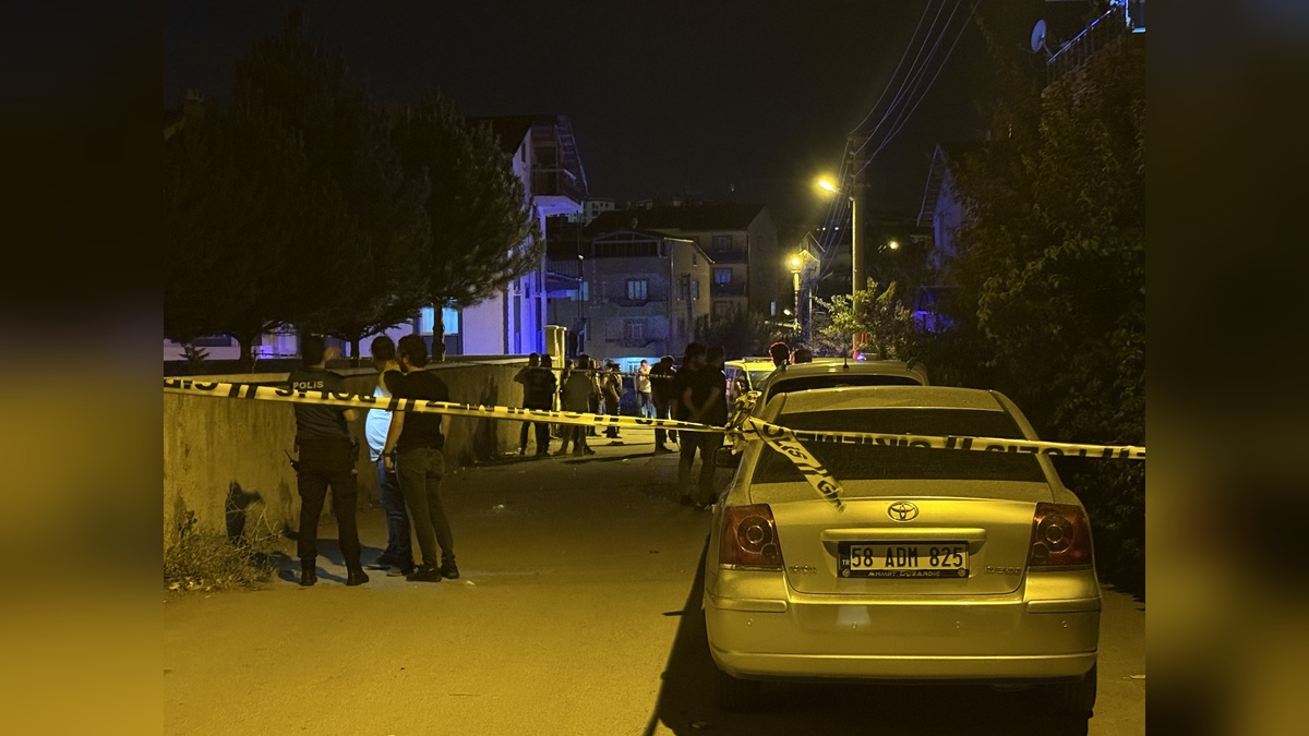 Sivas'ta kına gecesi kavgası: 15 yaralı