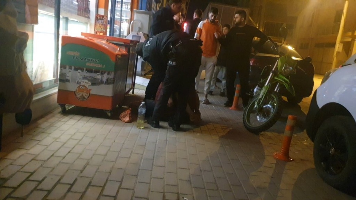 İnegöl'de Zihinsel Engelli Gençin Ateşlediği Yangın Son Dakika Haberleri