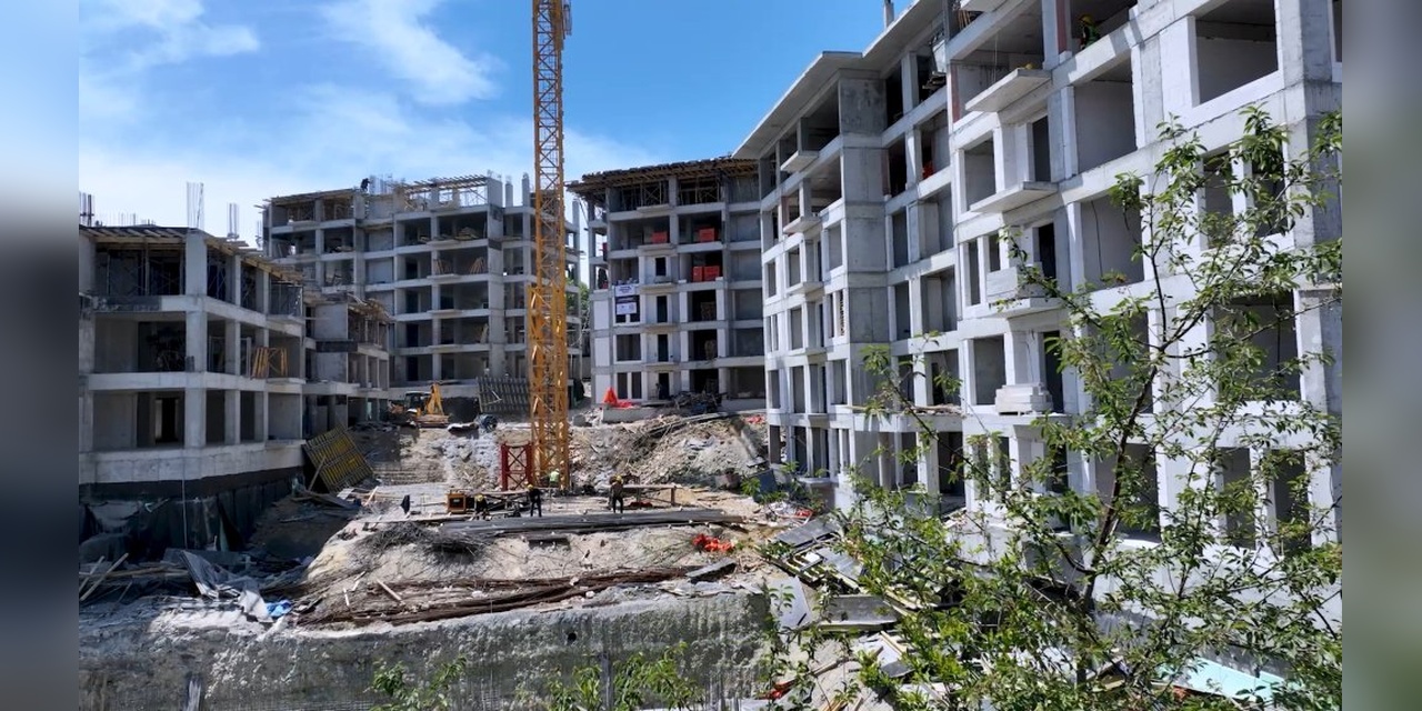 İstanbul Küçükçekmece'de 150 Hane Yarısı Bizden Kampanyasıyla Güvenli Evlere Kavuşuyor