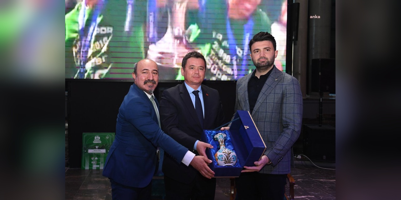 Bursaspor Şampiyonluğunun 15. Yılında Vefa Etkinliği