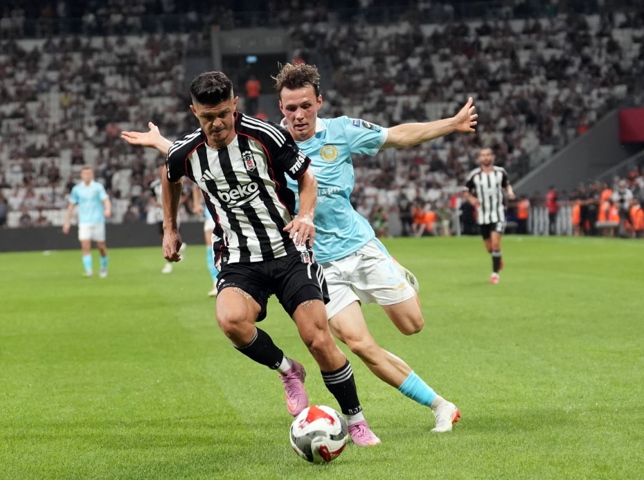 Beşiktaş, UEFA Konferans Ligi’nde play-off’a yükseldi