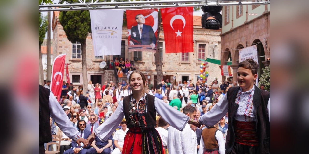 Ayvalık Küçükköy Teferic Şenlikleri: 23-25 Mayıs'ta renkli program