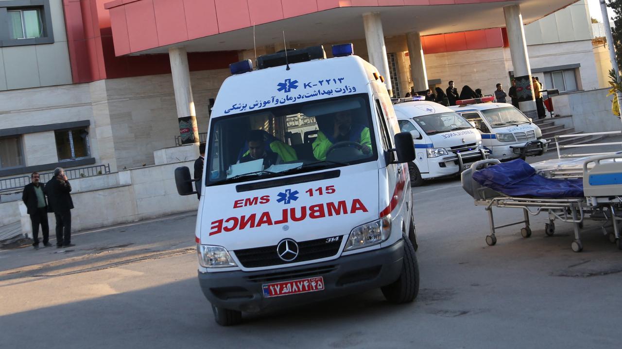 iran-ambulans-afp-1543459.jpg