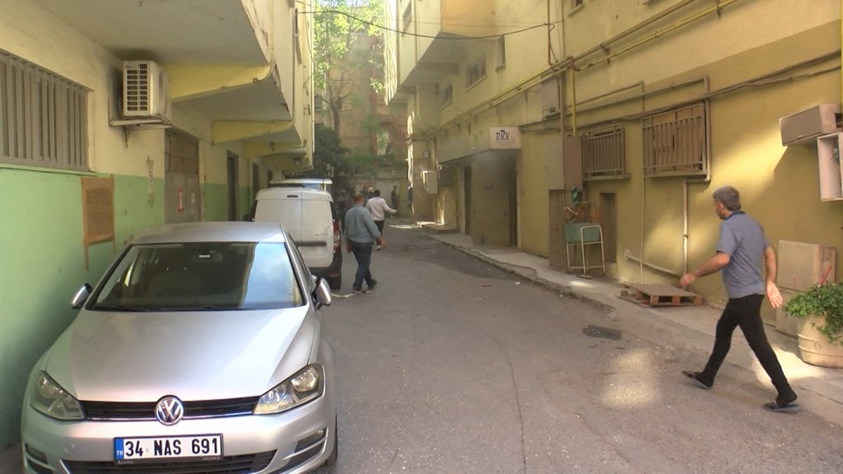 Zeytinburnu'nda tekstil atölyesinde yangın